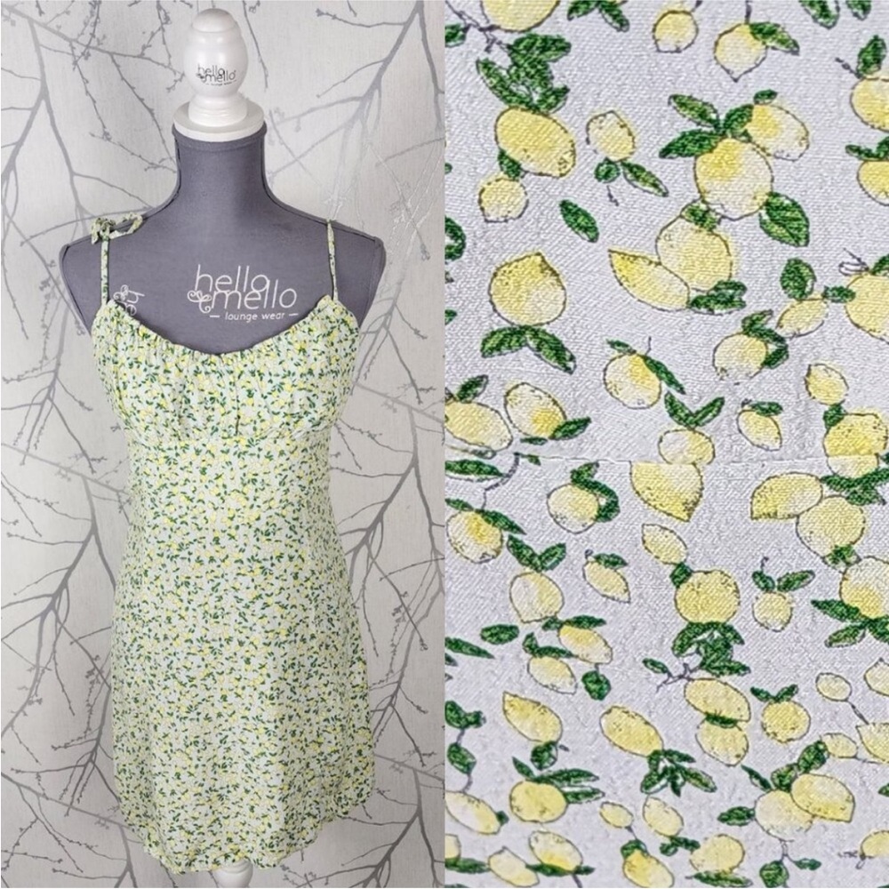 Pull&Bear Lemon Print Dress